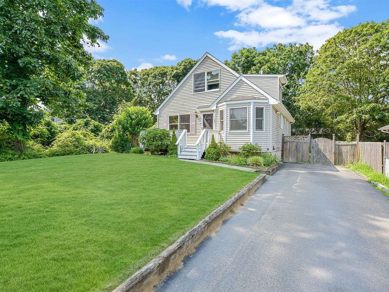 25 Saint Drive, Shirley, NY 11967 MLS 3491262 Zillow