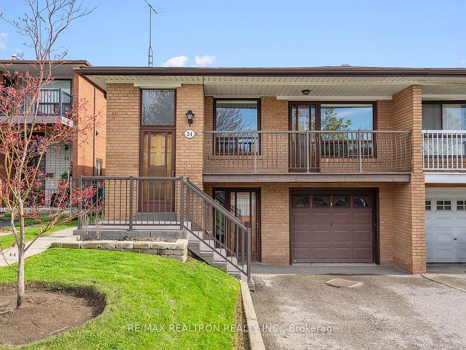 1st image of 34 Tillplain Rd
