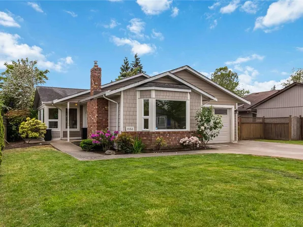 2153 Jahn Pl, Sidney, BC V8L 5C1