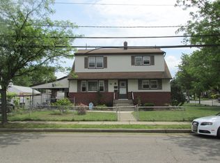 26 Massey St, Lodi, NJ 07644