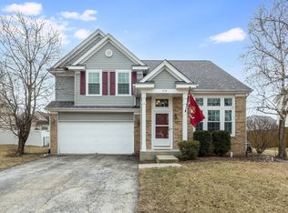 218 Carol Ln, Bolingbrook, IL 60440