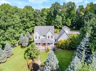 4069 Rabbit River Dr, Hamilton, MI 49419