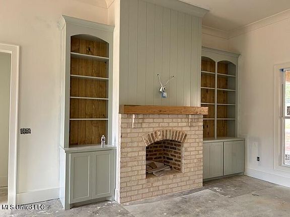 3rd image of 167 Bronson Bnd