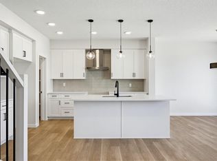 147 Royal St, Saint Albert, AB T8N7N8