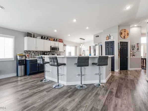 4933 Morning Splash Ave, Las Vegas, NV 89131