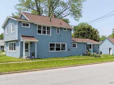596 Longmeadow Rd, Buffalo, NY, 14226
