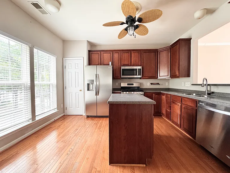 12773 Bullock Greenway Blvd — Photo 6