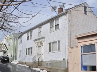 7 Short St, Gloucester, MA 01930