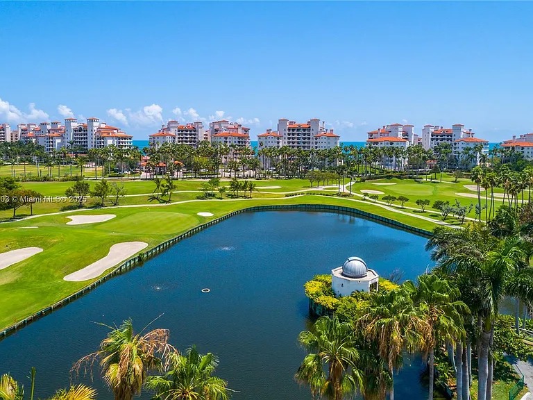 19253 Fisher Island Dr #19253 — Photo 51