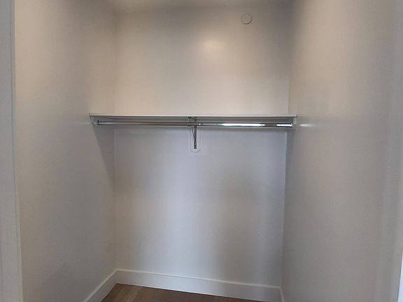 4th image of 28 Jefferson St #Var508