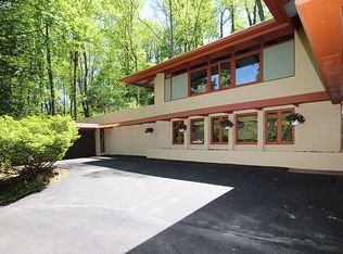 183 Gilkeson Rd, Pittsburgh, PA 15228