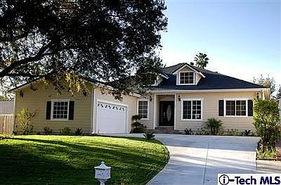 1st image of 402 Knight Way