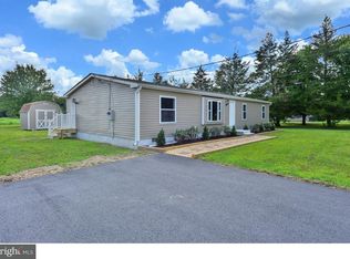 1748 Flora Rd, Vineland, NJ 08360