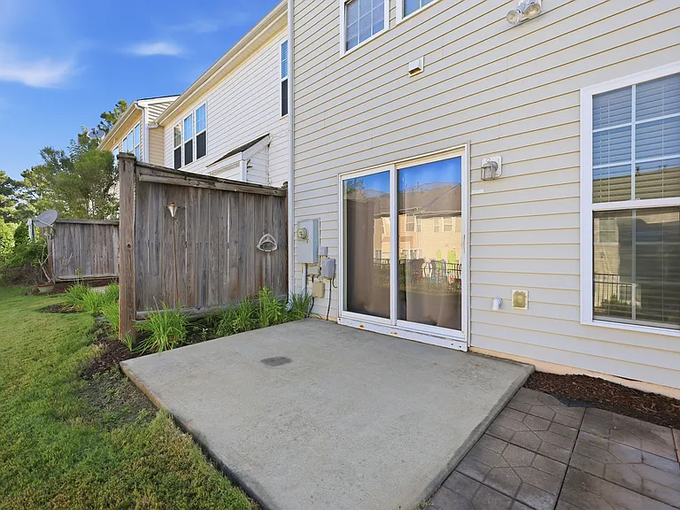8221 Pilots View Dr — Photo 21