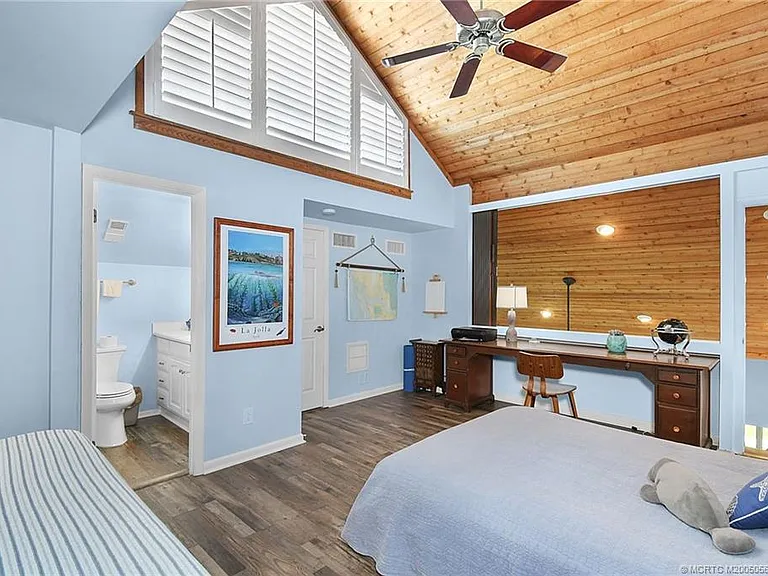 324 NE Golfview Cir #324 — Photo 33