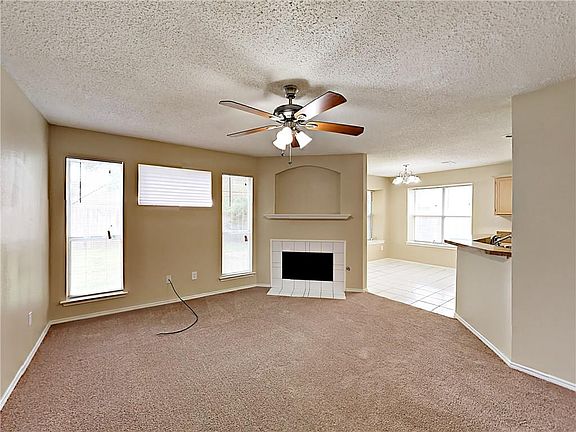 5th image of 3216 Steamboat Dr