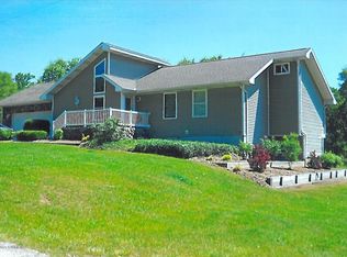 2348 Riverside Rd, Benton Harbor, MI 49022