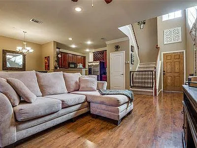 133 Barrington Ln — Photo 9
