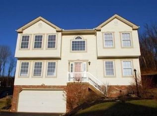 1330 Lucia Dr, Canonsburg, PA 15317