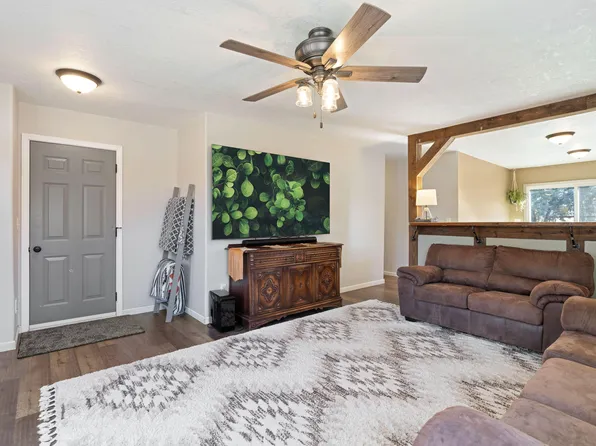 12453 SW Snug Pl, Terrebonne, OR 97760