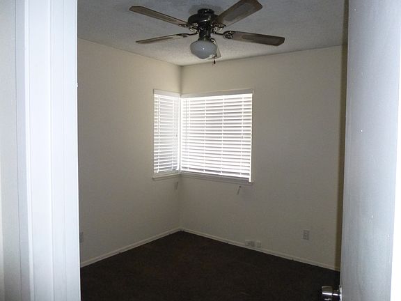 3rd image of 1072 N Howard Ave