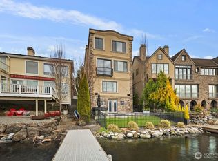 4013 E Lake Sammamish Shore Lane, Sammamish, WA