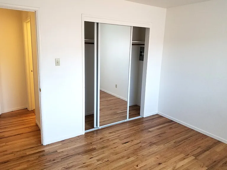 1625 Woolsey St #6 — Photo 11