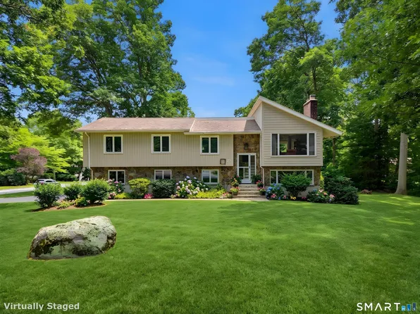 (undisclosed Address), East Lyme, CT 06357