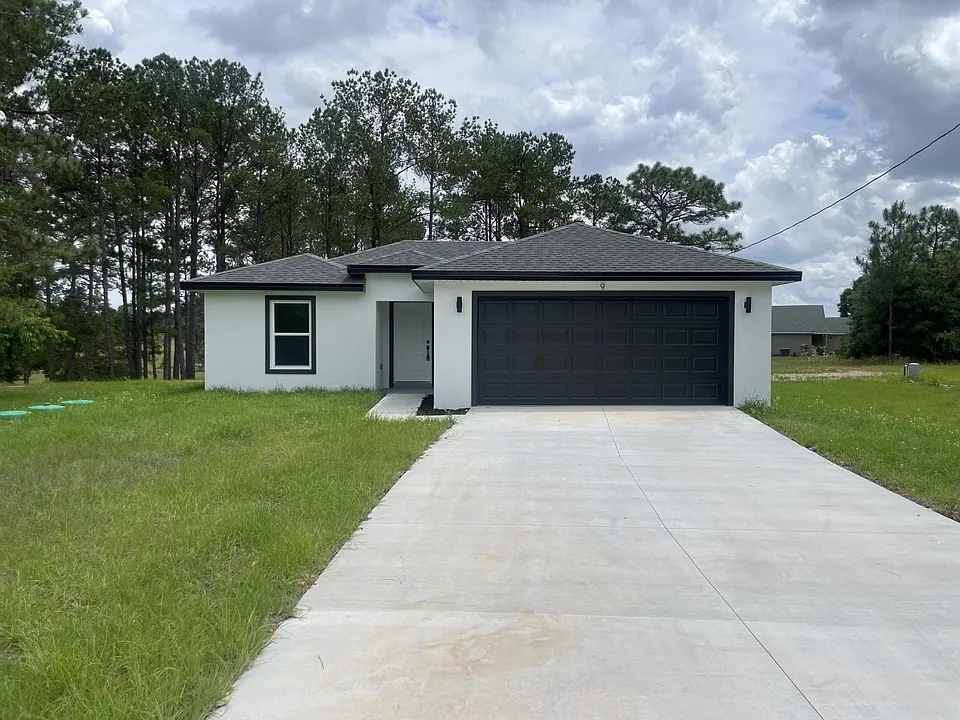 9 Cedar Tree Pl