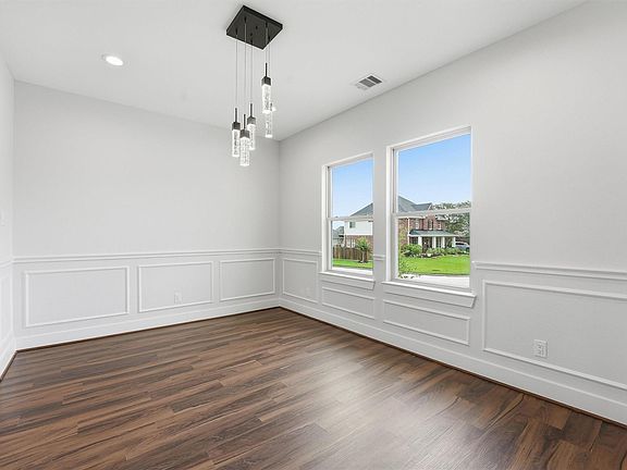 4th image of 20627 Sunny Shores Dr