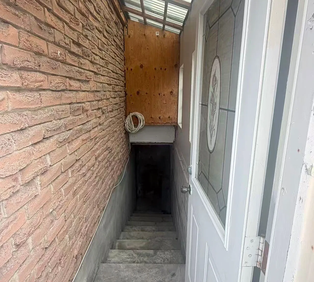2 bed, $1,600 — Photo 1