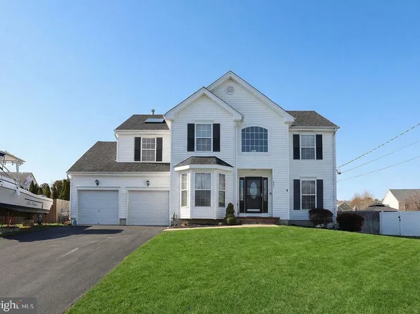 337 Leeward Rd, Manahawkin, NJ 08050