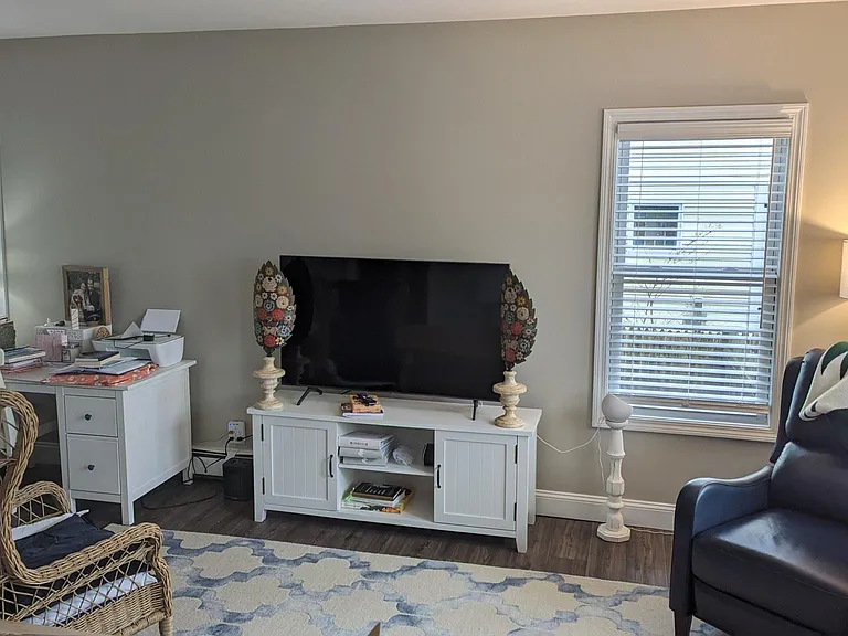 49 Westminster Ave #1 — Photo 11
