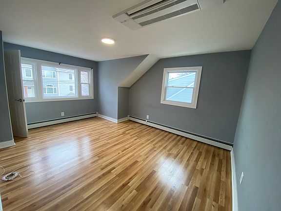 5th image of 157 Livingston Ave Floor 2