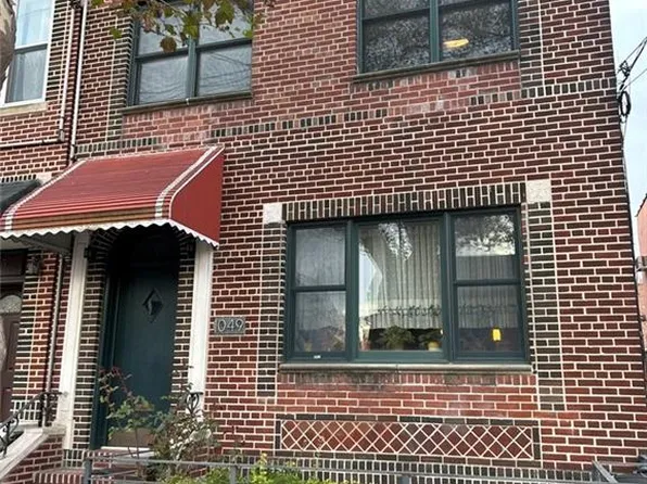 1049 67th St, Brooklyn, NY 11219