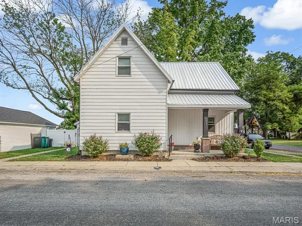 603 W White St, Millstadt, IL 62260