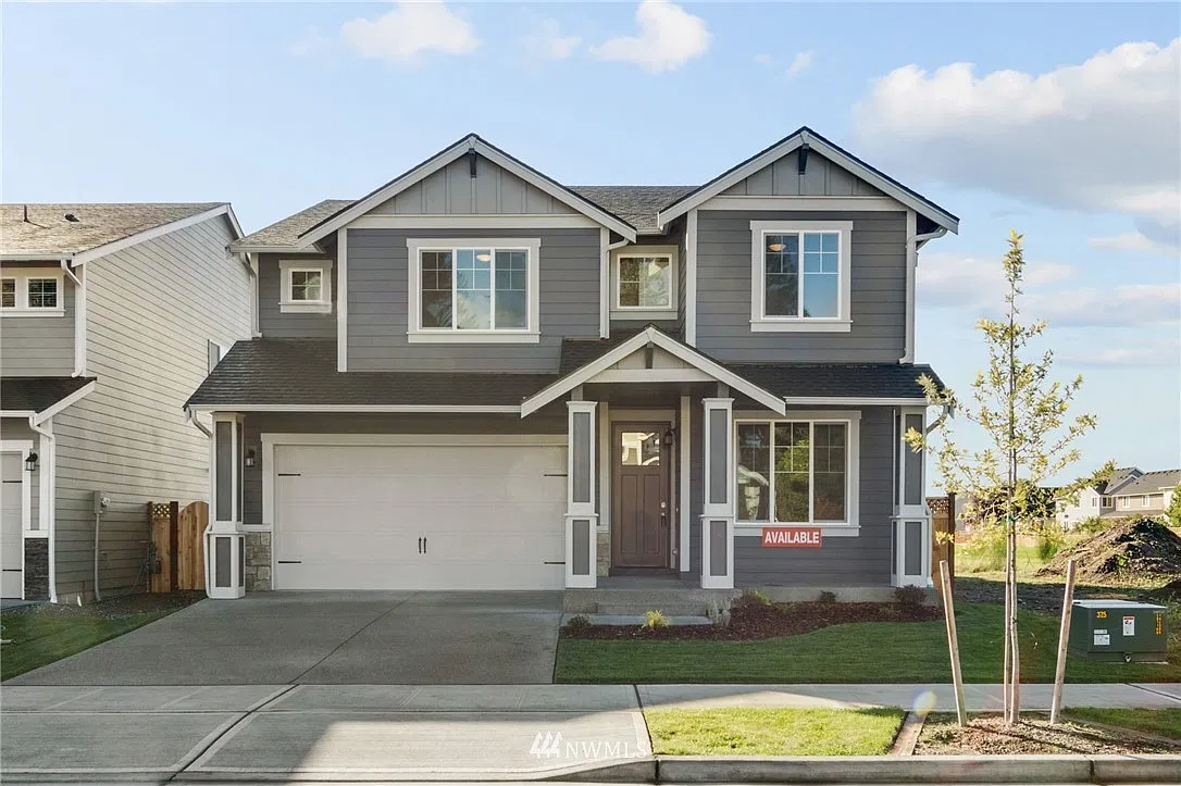 4 bed, 3.0 bath, 2622 sqft, $3,150 — Photo 1