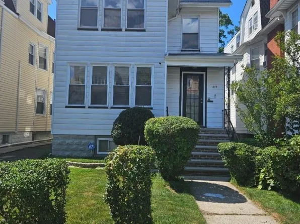 275 S Burnett St Floor 2, East Orange, NJ 07018