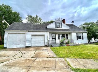 912 Whitby Rd, Cleveland, OH 44112