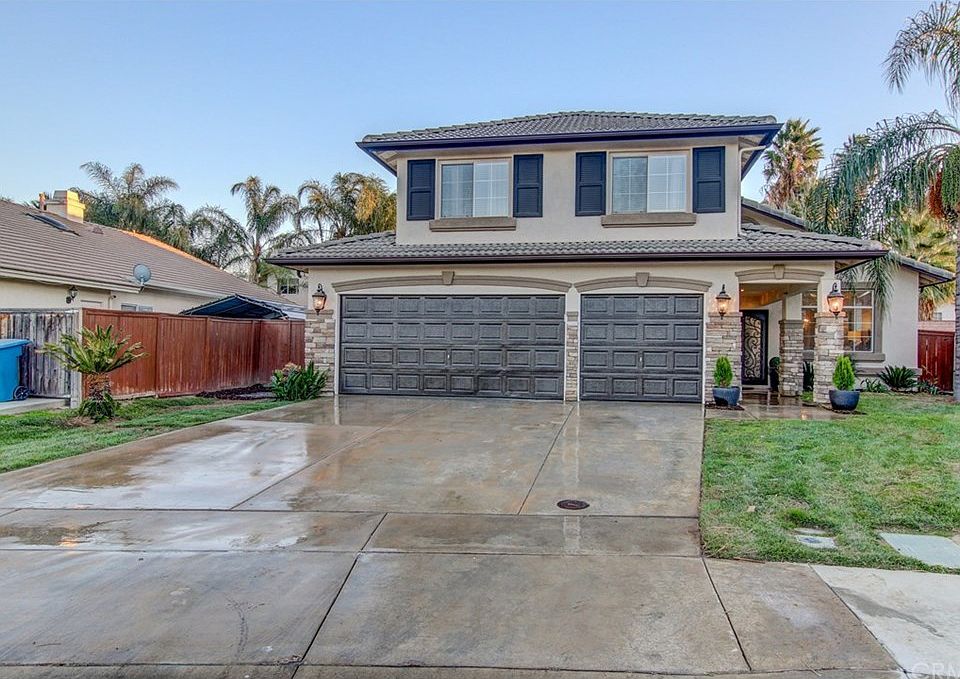 1st image of 40168 Alexandria Dr