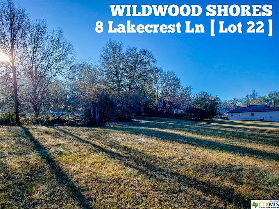 1st image of 8 Lakecrest Ln