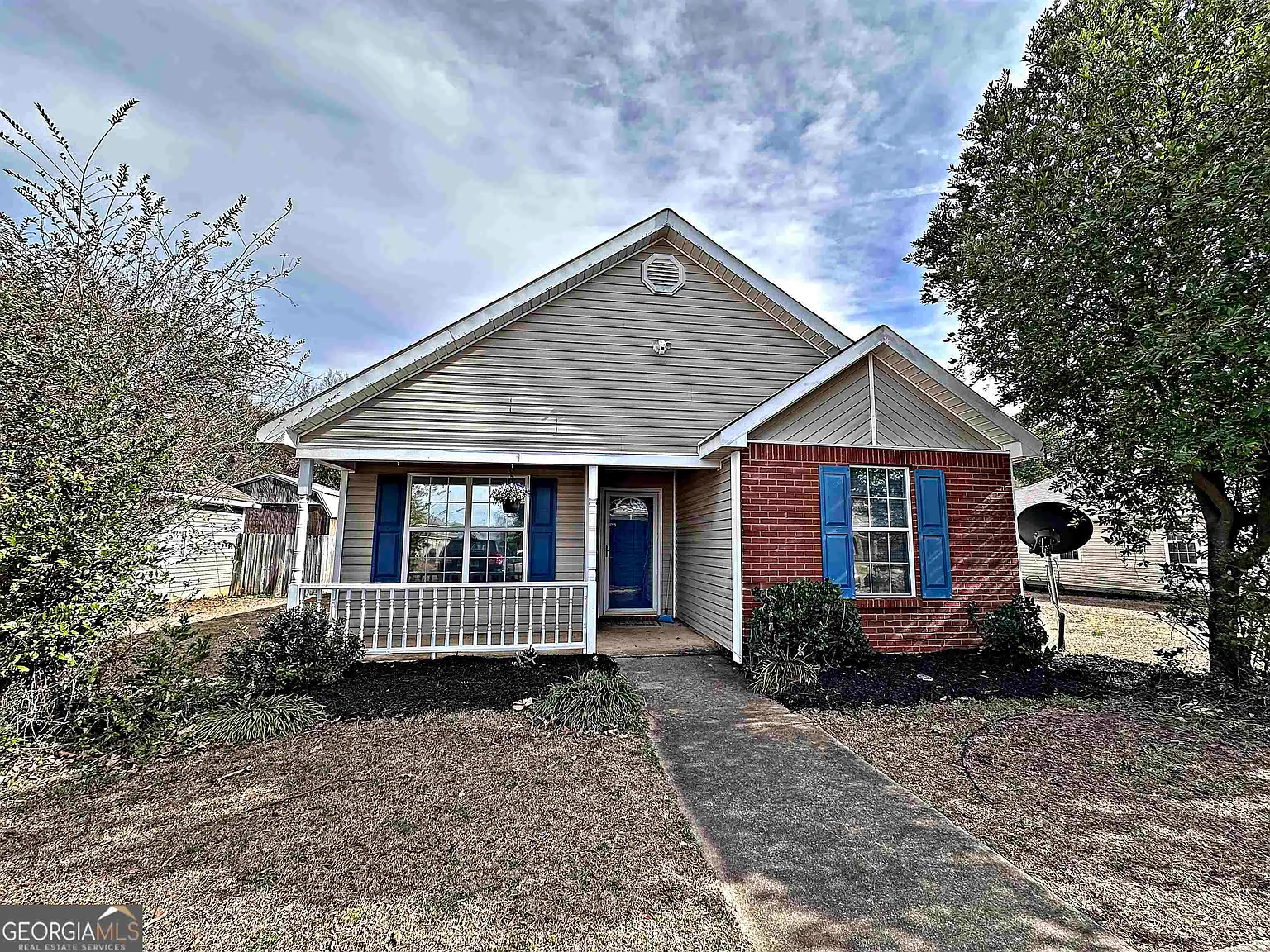 304 Strawbridge Ln photo 1