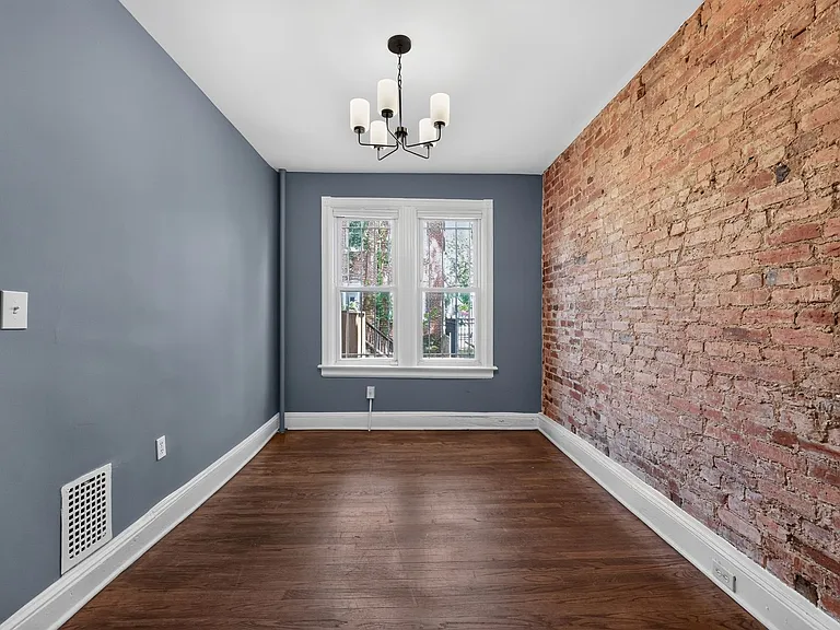 759 Harvard St NW — Photo 13