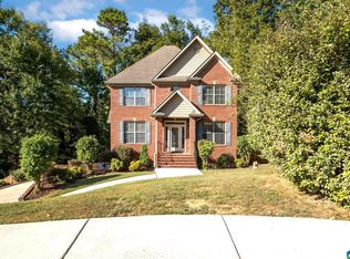 170 Chinaberry Ln, Maylene, AL 35114