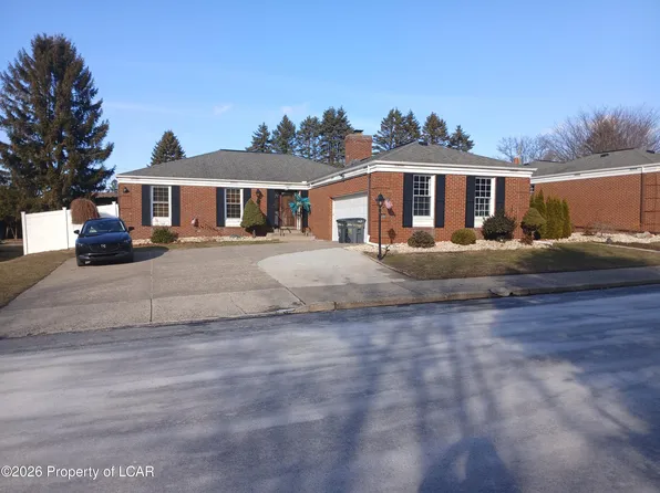 707 Muir Ave, Hazleton, PA 18201