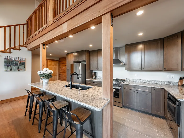 151 Silver Peak Rd — Photo 5