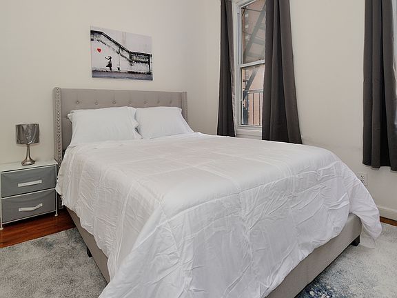 2nd image of 300 E 92nd St APT 3C