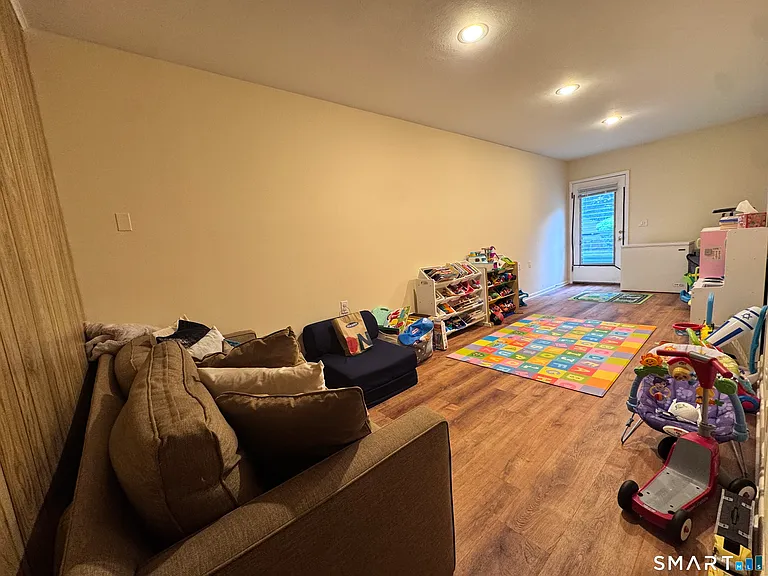 59 Rock Spring Rd #28 — Photo 33