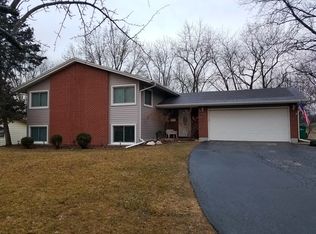 6100 Sherman Dr, Woodridge, IL
