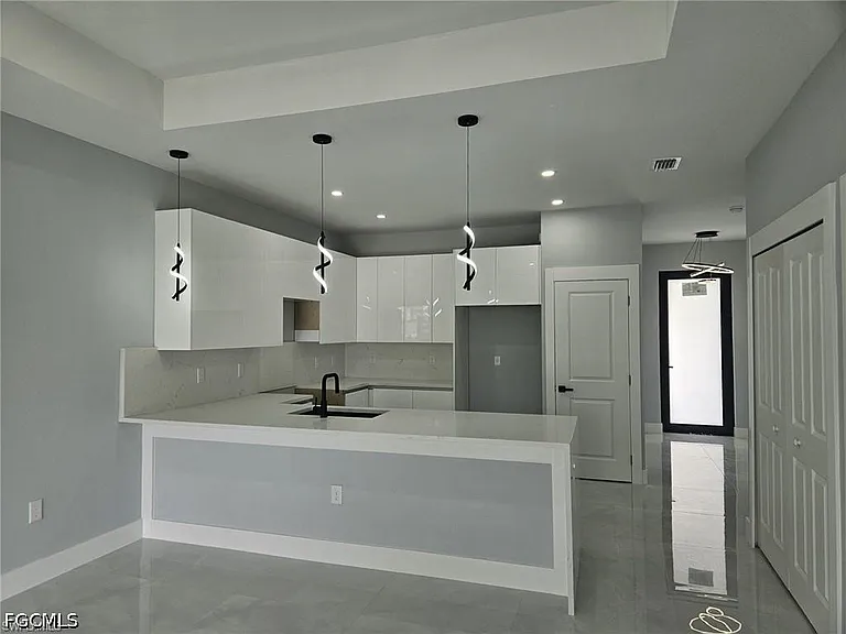 388 Bell Blvd S — Photo 6